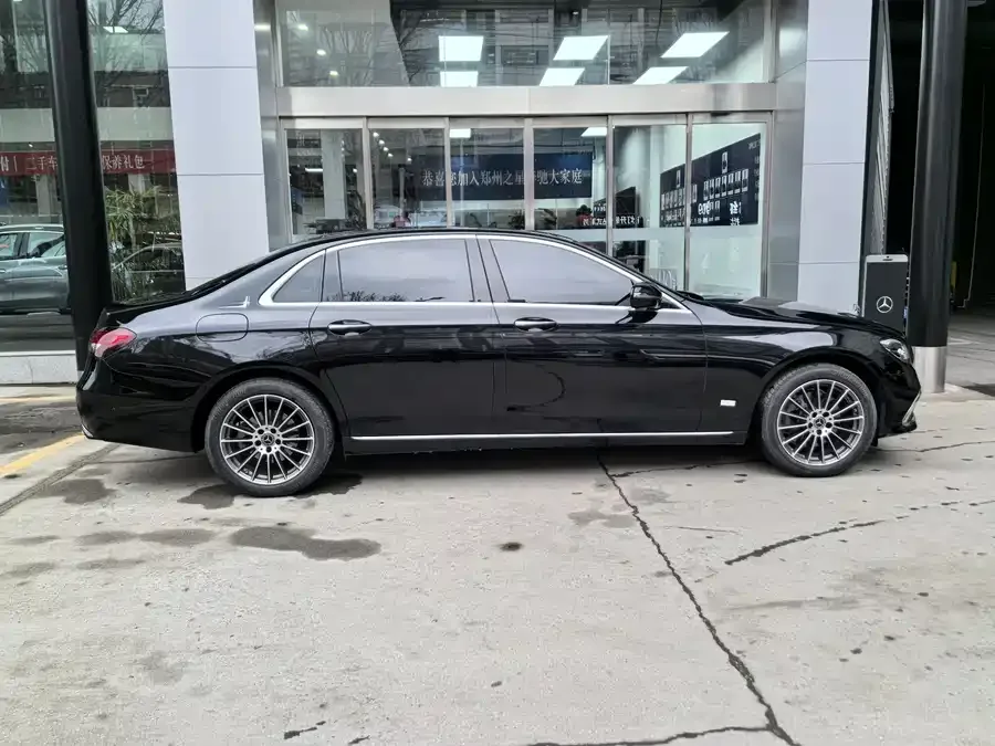 Mercedes-Benz E-Class Mercedes-Benz E-Class 2023 E 260 L 2023 — миниатюра 4