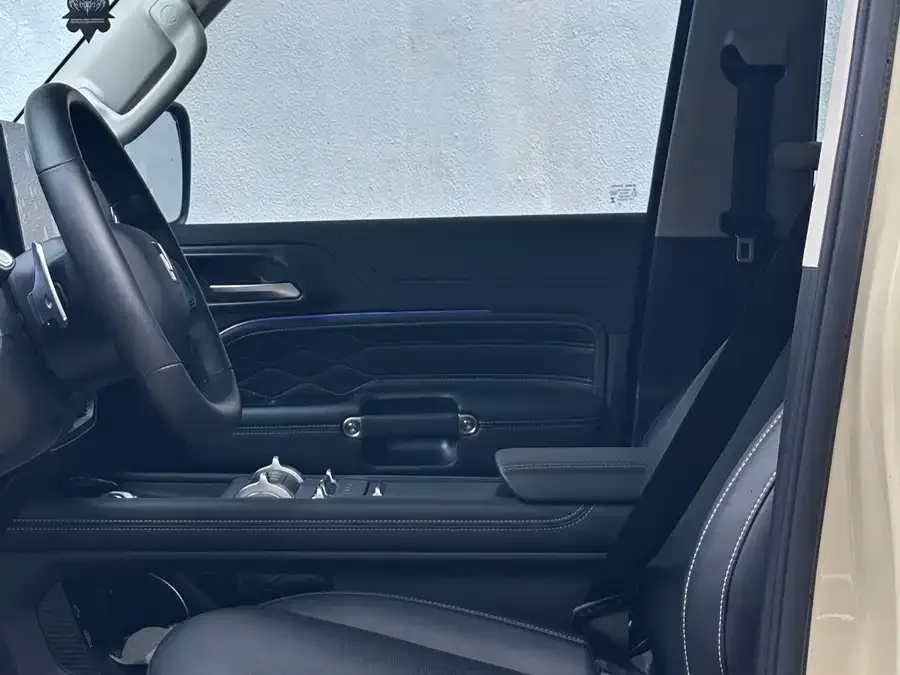 Tank 300 Tank 300 2025 2.4T Diesel Edition 2025 — миниатюра 5