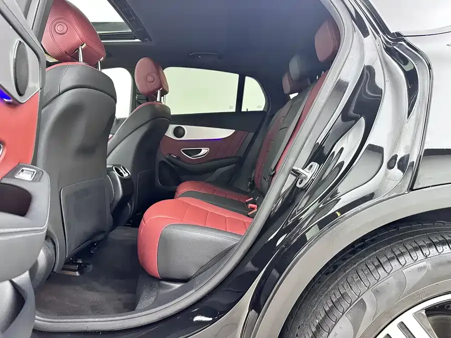Mercedes-Benz GLC Coupe Mercedes-Benz GLC Coupe 2022 GLC 260 4MATIC Coupe SUV 2022 — миниатюра 3
