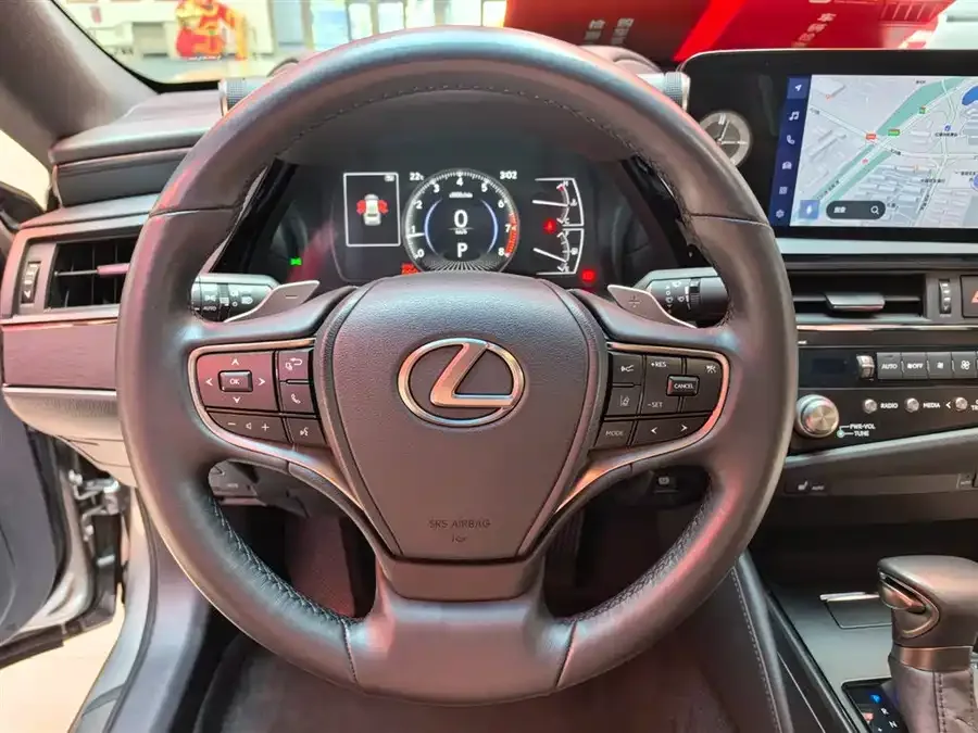 Lexus ES 2023 200 Excellence Edition 2024 — миниатюра 4