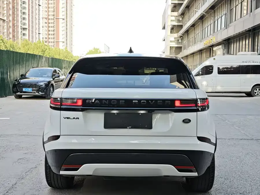 Land Rover Range Rover Velar Range Rover Velar 2024 Dynamic HSE 2024 — миниатюра 3