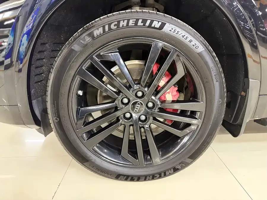 Audi Q5L 2023 40T Fashion Dynamic Edition 2023 — миниатюра 5