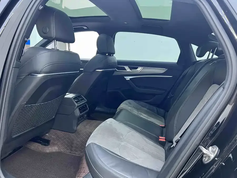 Audi A6L 2024 45 TFSI Premium Dynamic Model 2024 — миниатюра 2