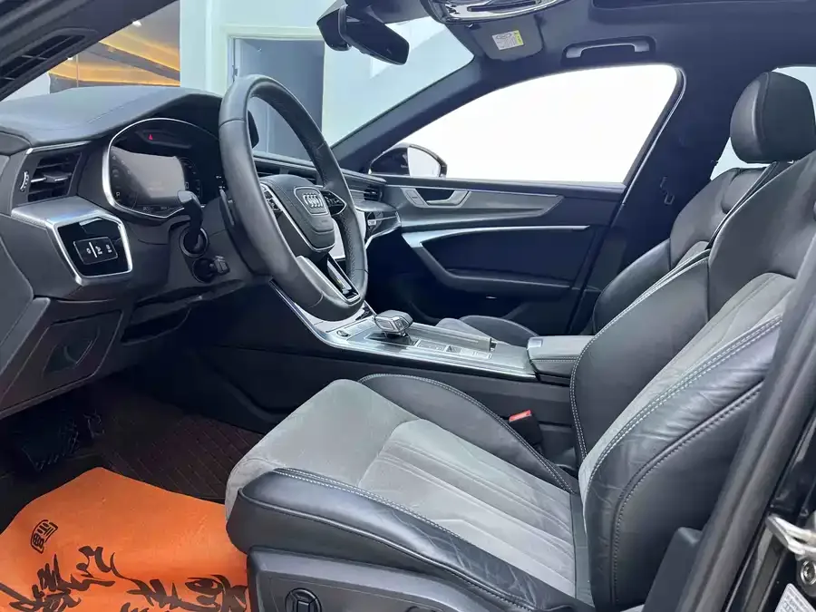Audi A6L 2024 45 TFSI Premium Dynamic Model 2024 — миниатюра 4