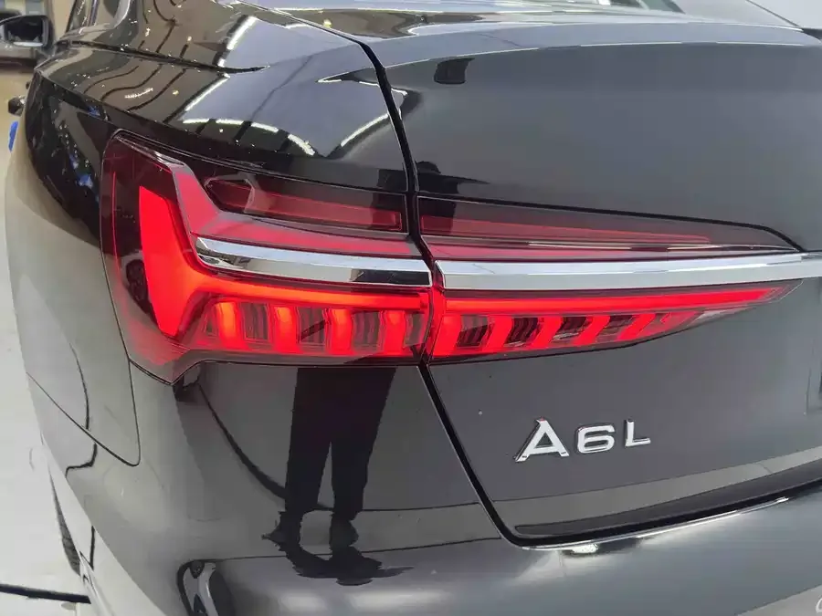 Audi A6L 2024 45 TFSI Premium Dynamic Model 2024 — миниатюра 5