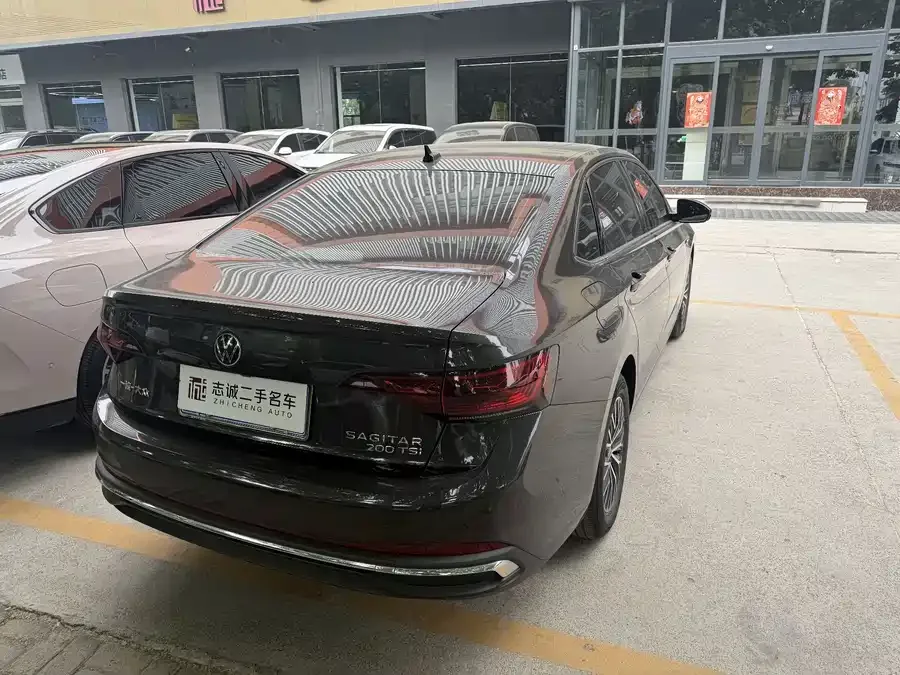 Volkswagen Sagitar 2024 Sagitar 200TSI DSG Flying Edition 2024 — миниатюра 3
