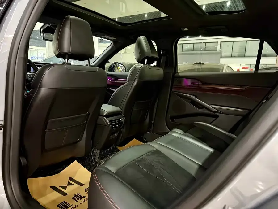 Ford Mondeo Mondeo 2022 EcoBoost 245 Extreme Edition 2022 — миниатюра 4