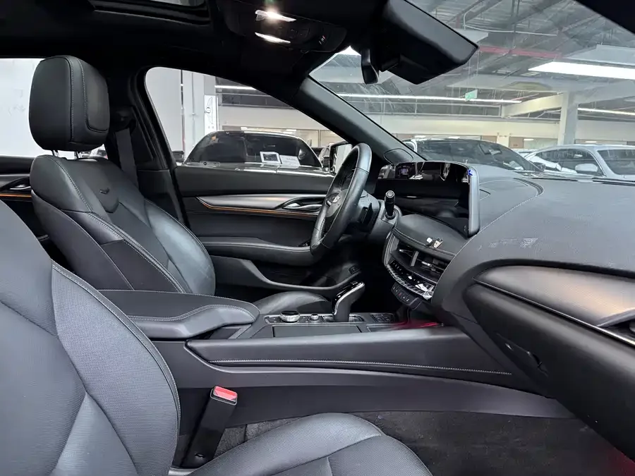 Cadillac CT5 2024 28T Luxury Pro 2024 — миниатюра 5
