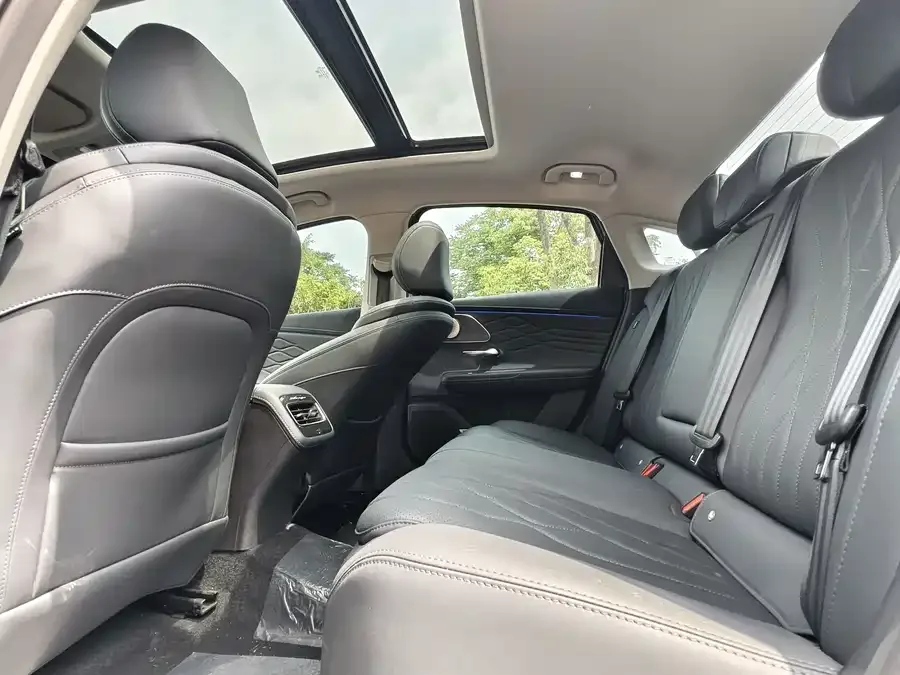 Chery Arrizo 8 PRO Chery Arrizo 8 PRO 2025 1.6T DCT Luxury+ 2025 — миниатюра 5