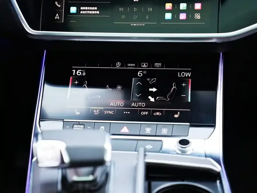 Audi A6L 2022 55 TFSI quattro exclusive dynamic model 2022 — миниатюра 4
