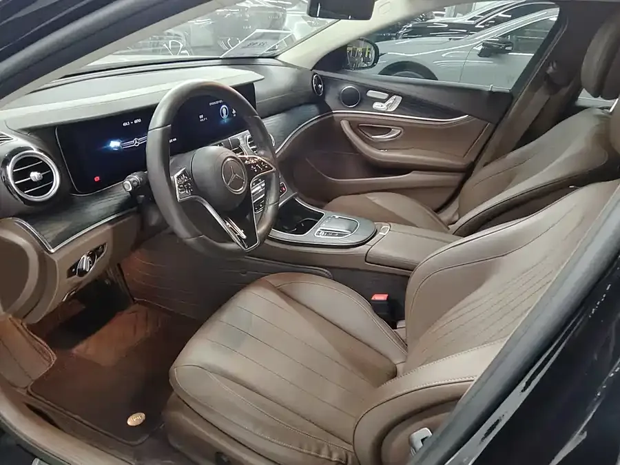 Mercedes-Benz E-class new energy Mercedes-Benz E-Class New Energy 2022 E 350 e L Plug-in Hybrid Sedan 2022 — миниатюра 4
