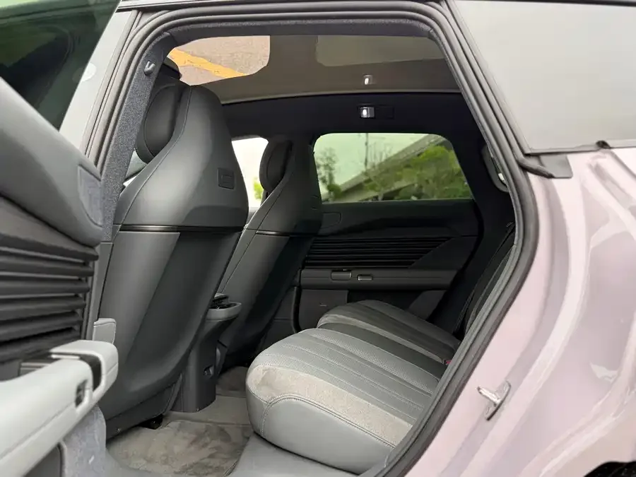 Audi E5 Sportback Audi E5 Sportback 2026 Pioneer Quattro 2025 — миниатюра 4
