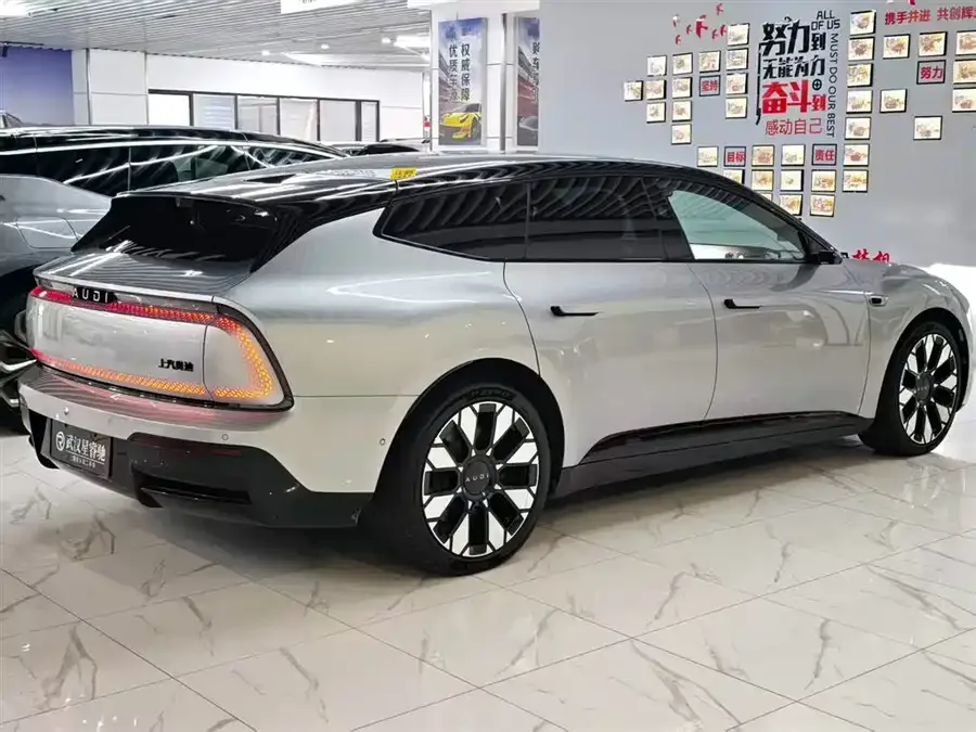 Audi E5 Sportback Audi E5 Sportback 2026 flagship quattro model 2025 — миниатюра 4