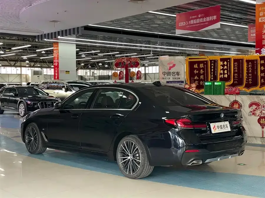 BMW 5 Series BMW 5 Series 2023 530Li Leading M Sport Package 2023 — миниатюра 2