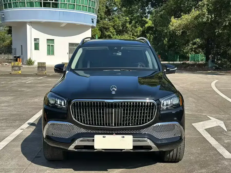 Mercedes-Benz GLS 2023