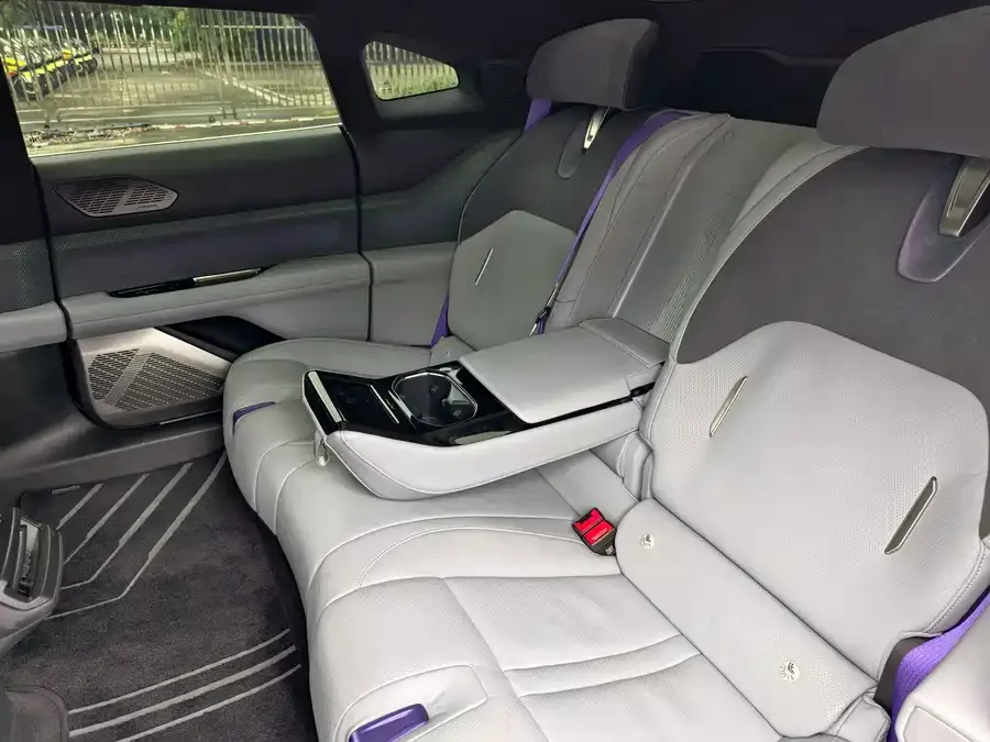 HiPhi Z HiPhi Z 2023 five-seater version 2023 — миниатюра 3