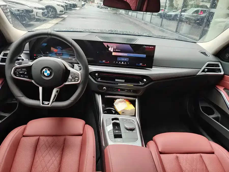 BMW 3 Series BMW 3 Series 2025 330Li M Sport Night Edition 2025 — миниатюра 5