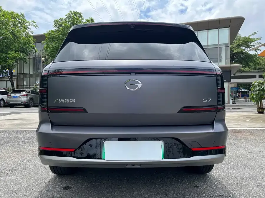 GAC Trumpchi S7 Trumpchi S7 2025 205km/h Pro+ LiDAR Edition 2026 — миниатюра 2