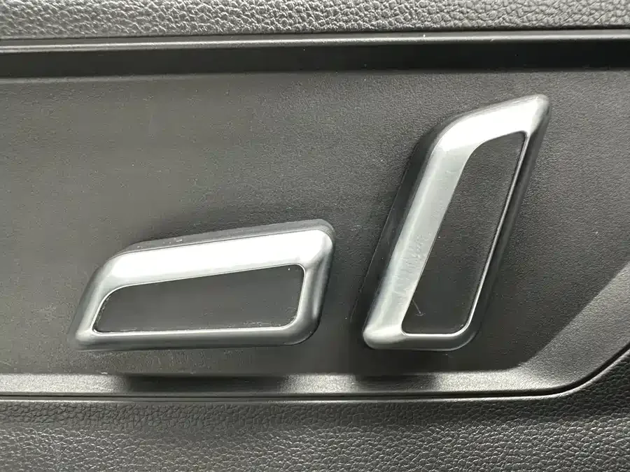 Haval First Love (Jolion) Haval First Love 2021 1.5T Automatic Junior Edition 2022 — миниатюра 4