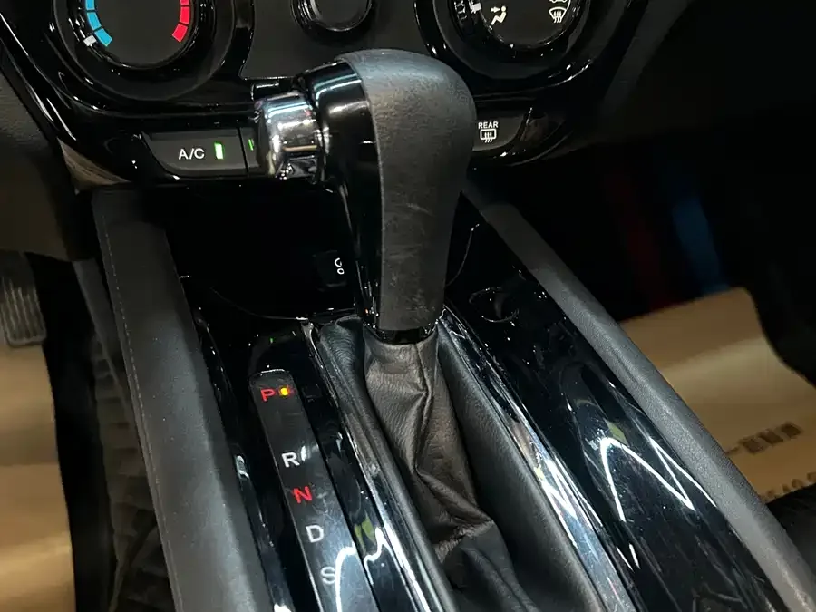 Honda VEZEL Binzhi 2020 1.5L CVT Deluxe Edition 2022 — миниатюра 3