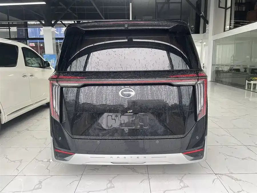 GAC Trumpchi M8 Trumpchi M8 2023 Grandmaster Series Dual Engine Royal Edition 2023 — миниатюра 2