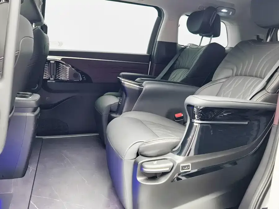 GAC Trumpchi M8 Trumpchi M8 2024 Master Series 400T Premium Edition 2025 — миниатюра 4