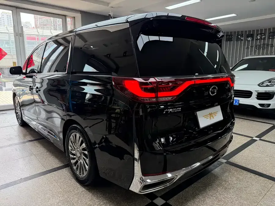 GAC Trumpchi M8 Trumpchi M8 2021 Lead Show Series 390T Exclusive Edition 2022 — миниатюра 2