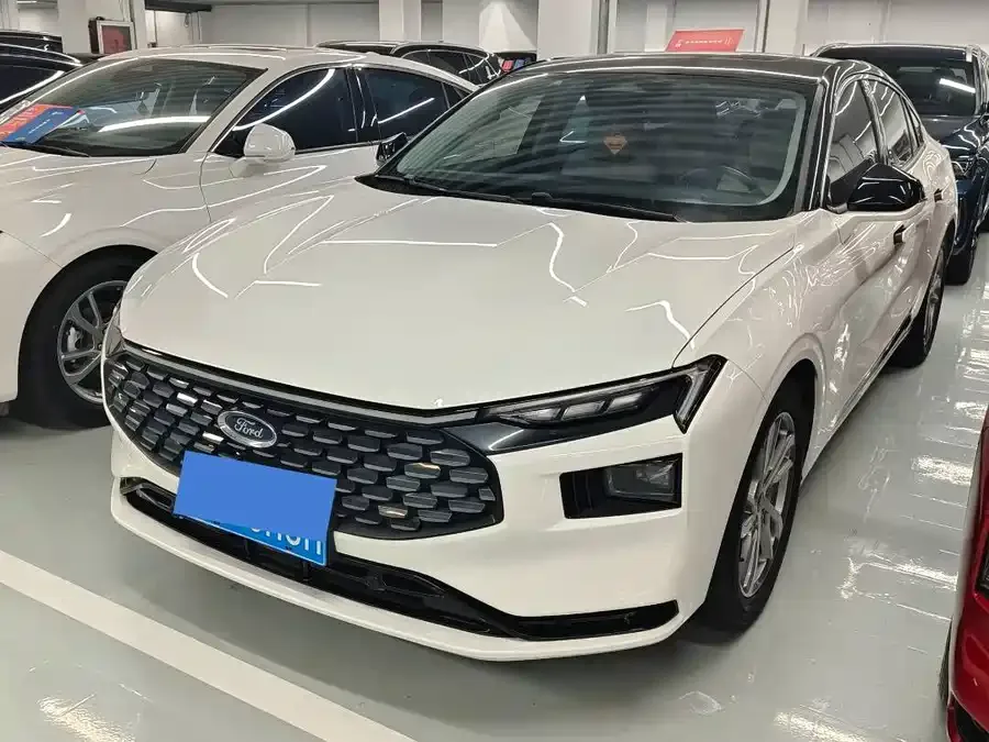 Ford Mondeo 2022 Mondeo EcoBoost 245 Luxury 2022 — фото 1, купить с доставкой в Москву