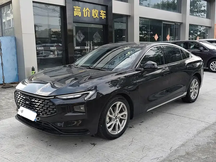 Ford Mondeo 2022 Mondeo EcoBoost 245 Luxury 2023 — фото 1, купить с доставкой в Москву