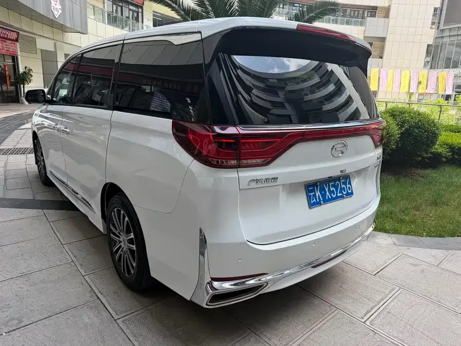 GAC Trumpchi M8 Trumpchi M8 2023 Lingxiu Series 390T Premium Edition 2023 — миниатюра 5