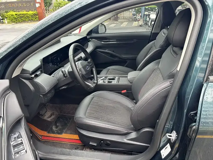 Ford Mondeo 2023 Mondeo EcoBoost 180 Luxury 2023 — миниатюра 3