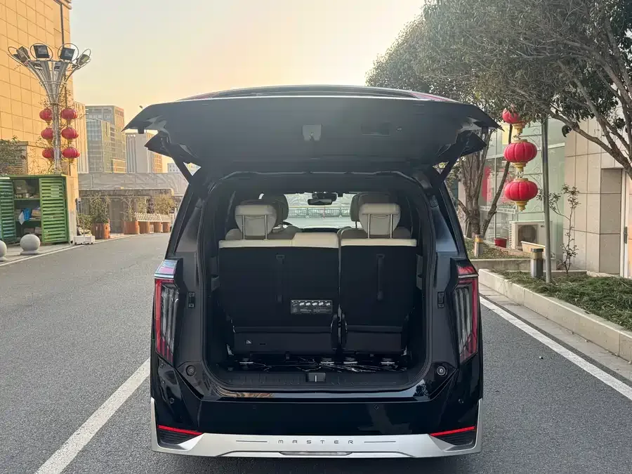 GAC Trumpchi M8 Trumpchi M8 2023 Grandmaster Series 400T Flagship Edition 2023 — миниатюра 4