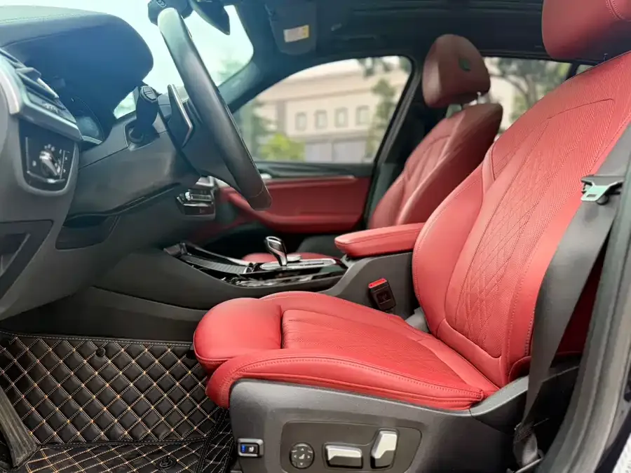 BMW X3 2022 facelift xDrive30i Exclusive M Night Edition 2022 — миниатюра 2