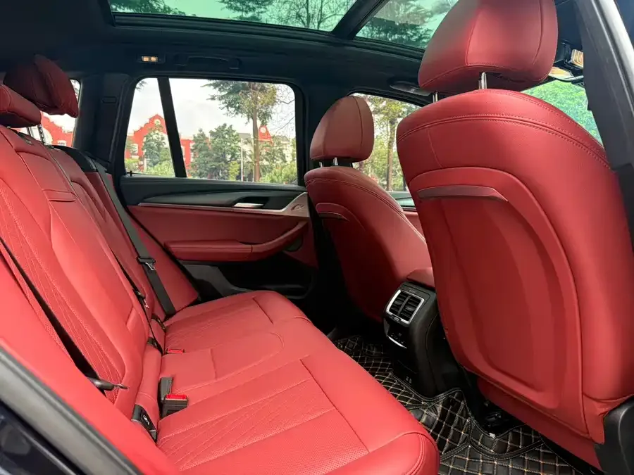 BMW X3 2022 facelift xDrive30i Exclusive M Night Edition 2022 — миниатюра 4