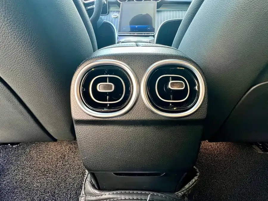 Mercedes-Benz Class C Mercedes-Benz C-Class 2024 C 200 L Sport Edition 2024 — миниатюра 5