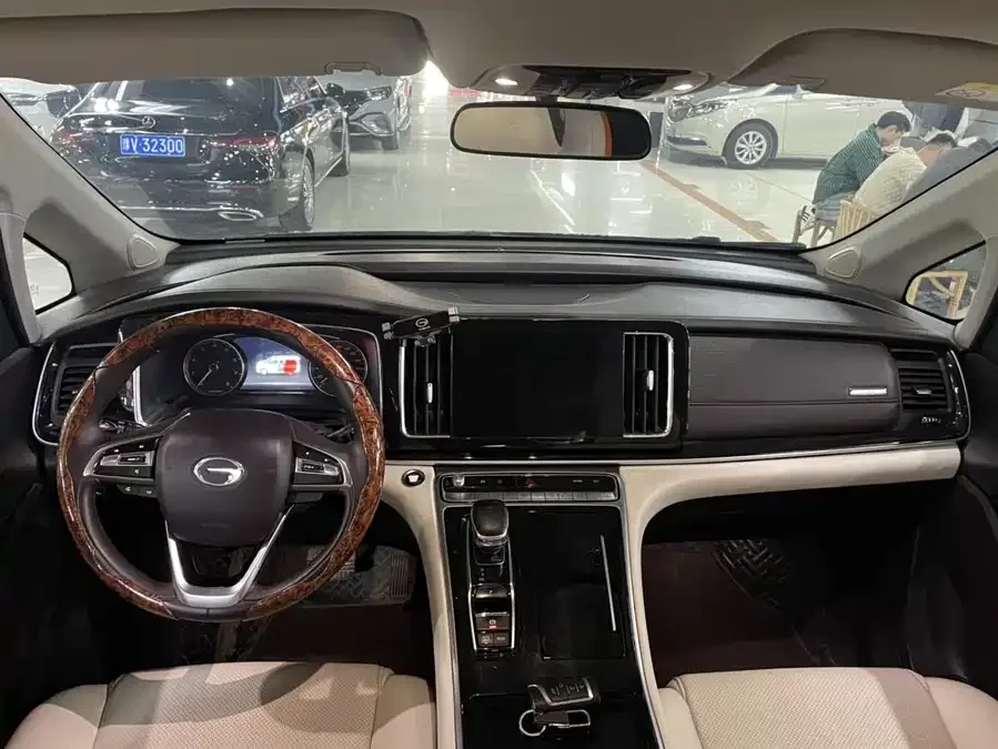 GAC Trumpchi M8 Trumpchi M8 2021 Lingxiu Series 390T Deluxe Edition 2022 — миниатюра 3
