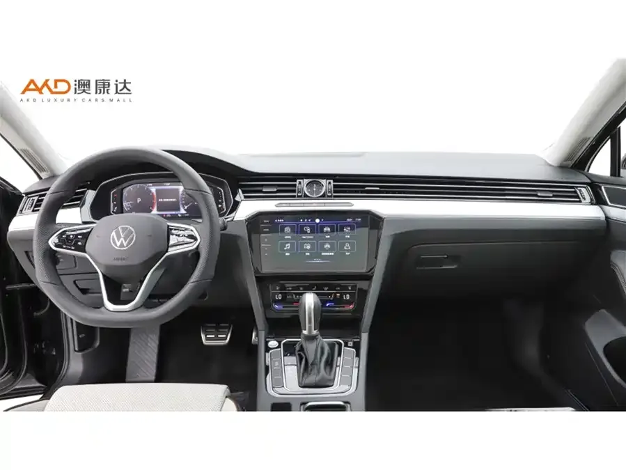 Volkswagen Magotan Magotan 2025 Public Edition 330TSI DSG Luxury Edition 2025 — миниатюра 2