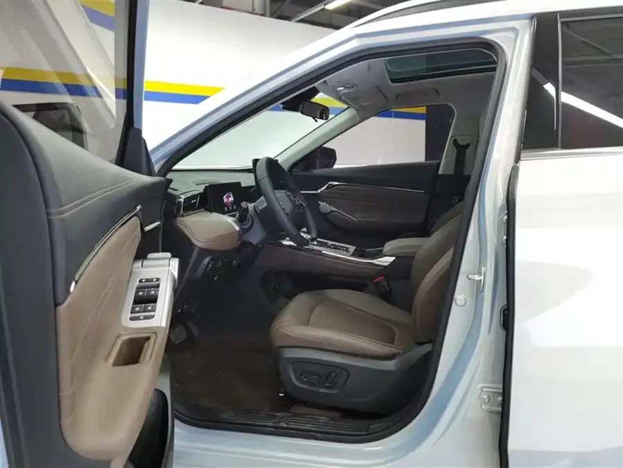 GAC Trumpchi GS4 Trumpchi GS4 2024 MAX 1.5T Flagship Edition 2024 — миниатюра 3