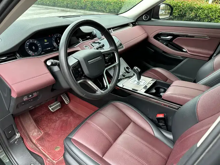 Land Rover Range Rover Aurora Range Rover Aurora 2023 Aurora L 249PS Luxury Edition 2024 — миниатюра 3