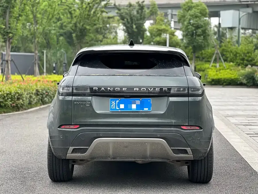 Land Rover Range Rover Aurora Range Rover Aurora 2023 Aurora L 249PS Luxury Edition 2024 — миниатюра 5