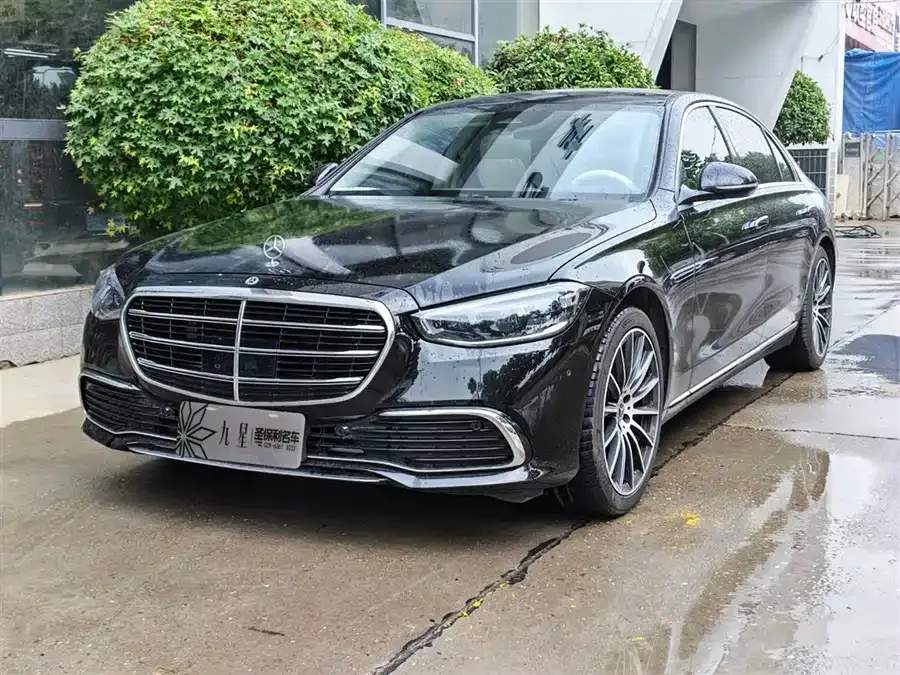 Mercedes-Benz S-Класс 2024