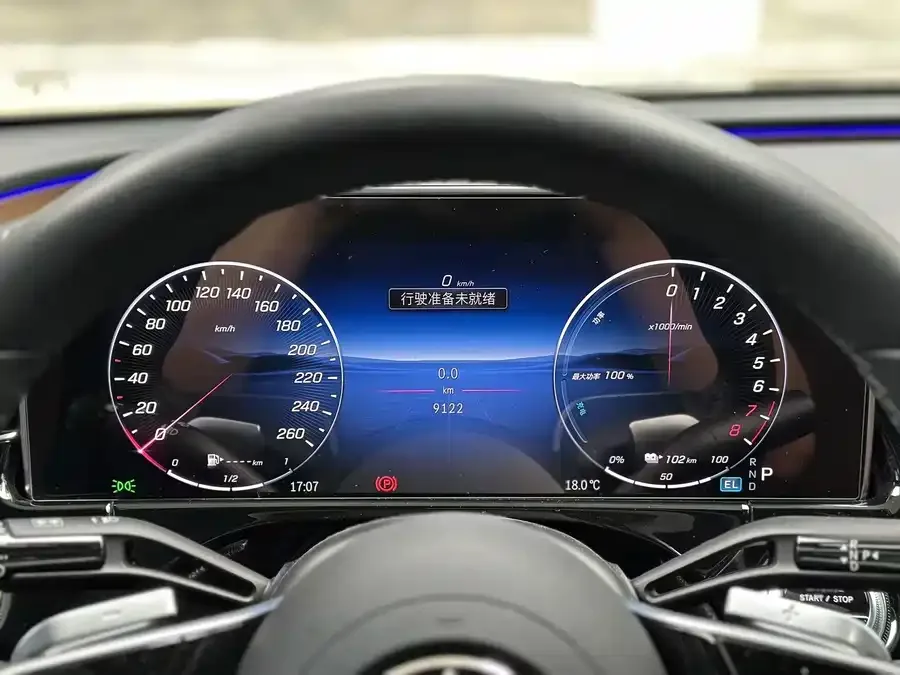 Mercedes-Benz E-class new energy Mercedes-Benz E-Class New Energy 2024 E 350 e L Plug-in Hybrid Sedan 2025 — миниатюра 4