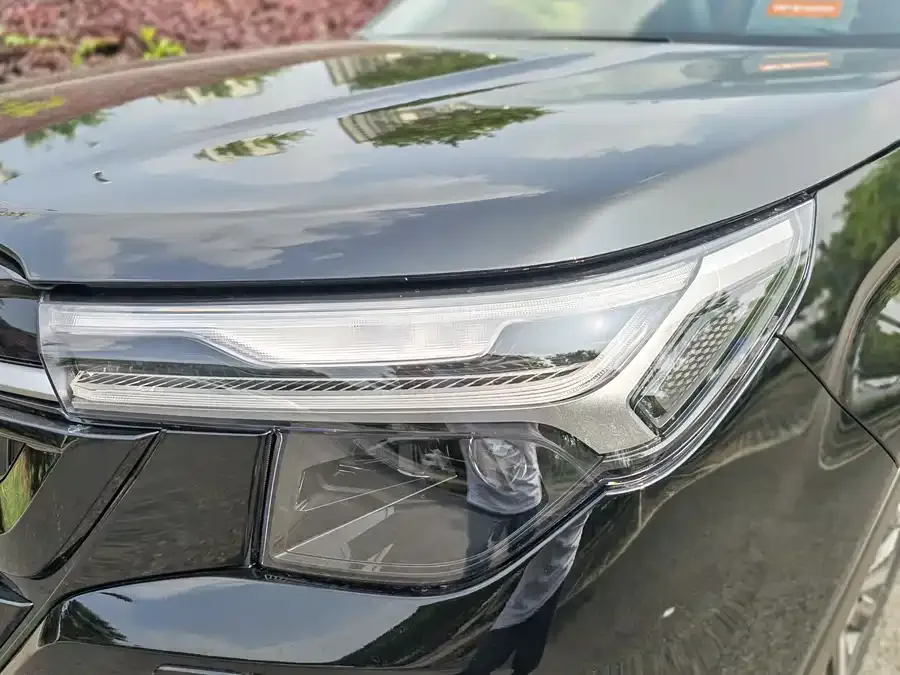 Subaru Forester 2026 Forester 2.5i AWD Flagship Edition EyeSight 2026 — миниатюра 4