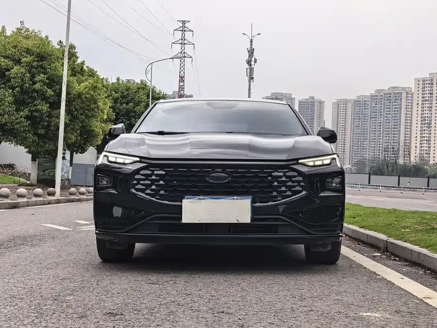 Ford Mondeo 2023