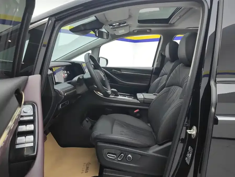 GAC Trumpchi M8 Trumpchi M8 2024 Master Series 400T Supreme Edition 2023 — миниатюра 3