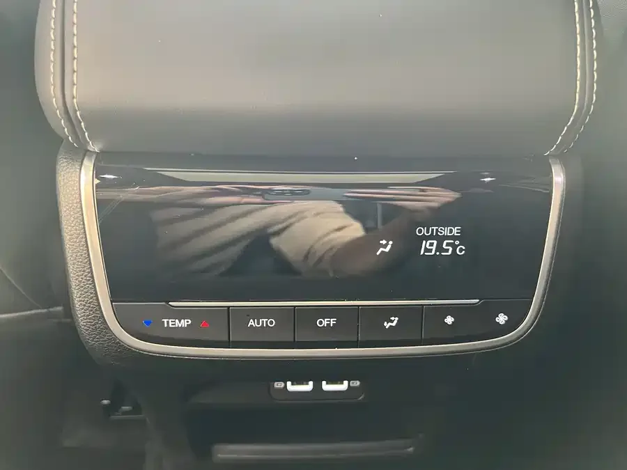 GAC Trumpchi GS8 Trumpchi GS8 2024 Navigator Series 2.0TGDI 2WD Luxury Intelligent Connected Edition 7-Seater 2023 — миниатюра 5