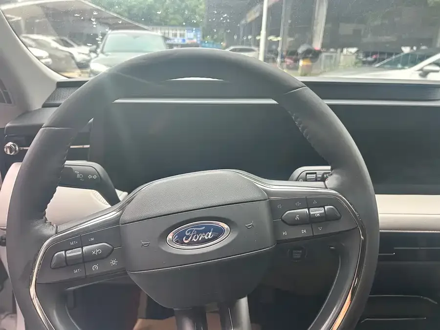 Ford Mondeo Mondeo 2022 facelift EcoBoost 245 luxury model 2022 — миниатюра 2