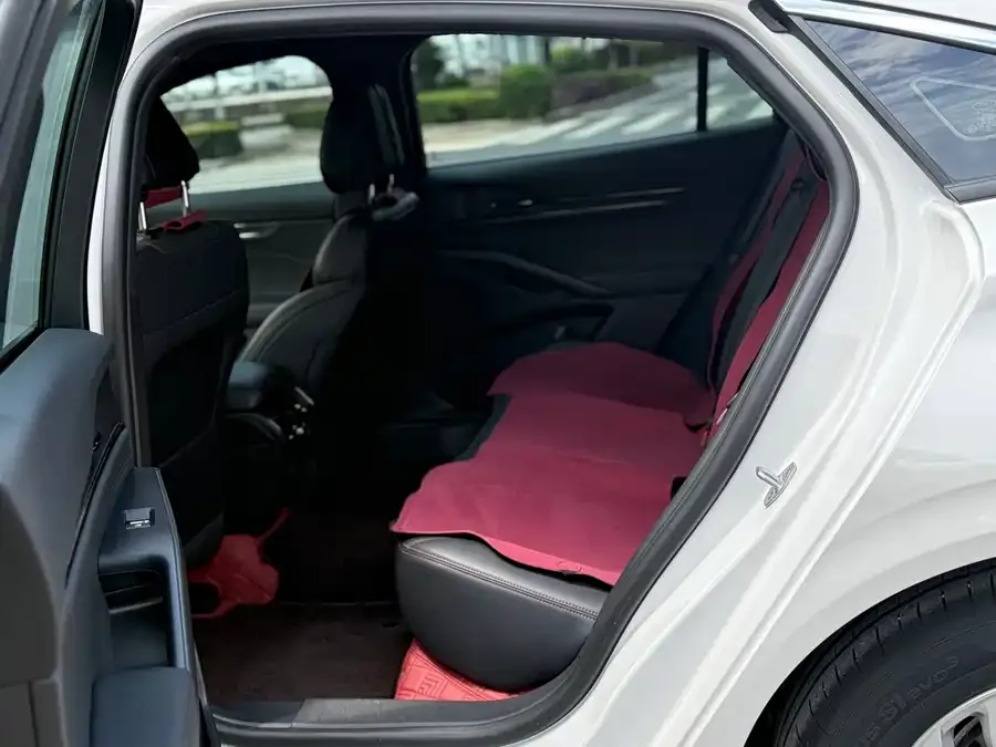Ford Mondeo 2023 Mondeo EcoBoost 180 Comfort Edition 2024 — миниатюра 5