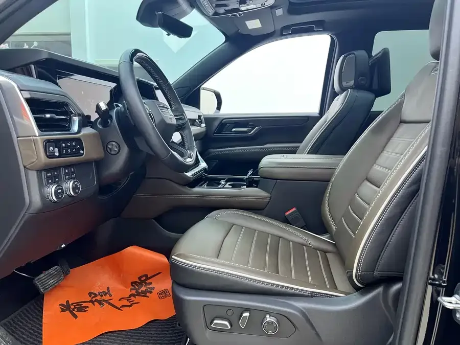 GMC Yukon YUKON Yukon 2025 2.7T Denali Peak Edition 2025 — миниатюра 2