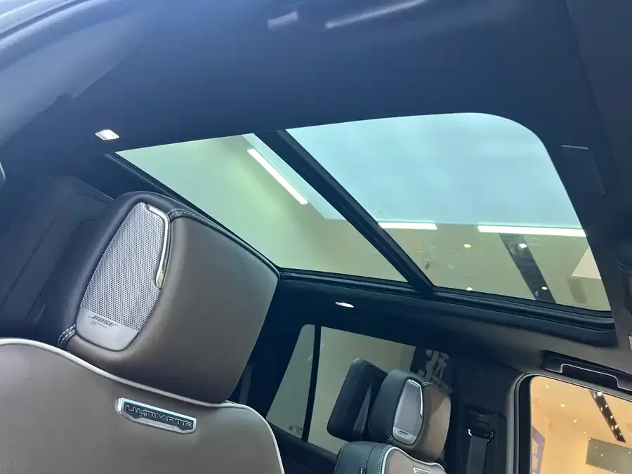 GMC Yukon YUKON Yukon 2025 2.7T Denali Peak Edition 2025 — миниатюра 3